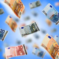 Womit verdienen Franck Rib&eacute;ry und Arjen Robben ihr Geld?